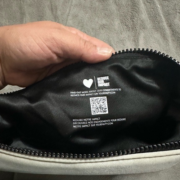 YSL makeup Bag - Picture 7 of 7